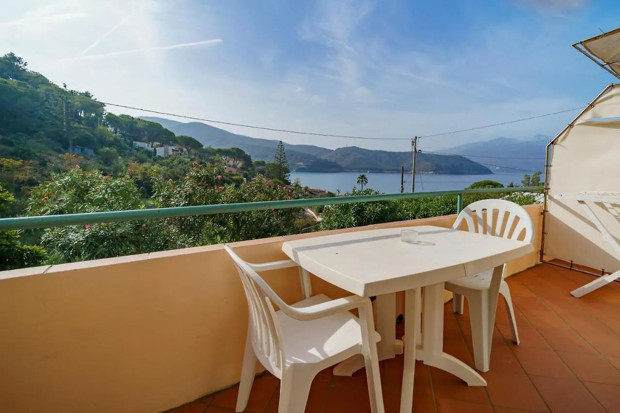 Apartment Appartamenti Baia Blu Portoferraio